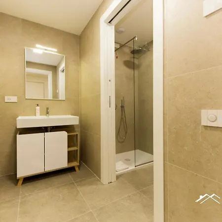 Waterfront Lux|studio|a/c|parking|gym|wifi By Tilo Lägenhet